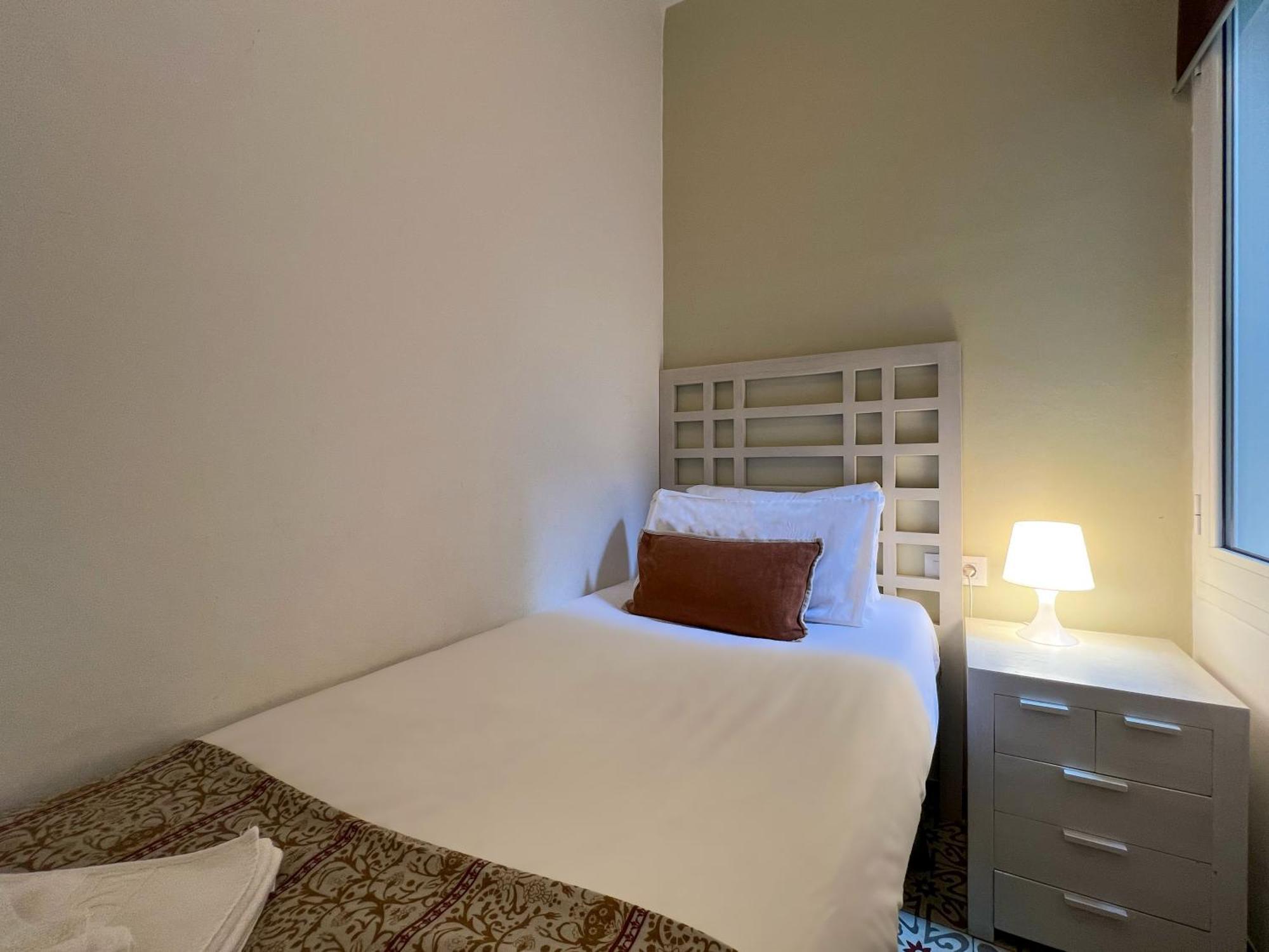 Stay U-Nique Apartments Begur Barcelona Ngoại thất bức ảnh