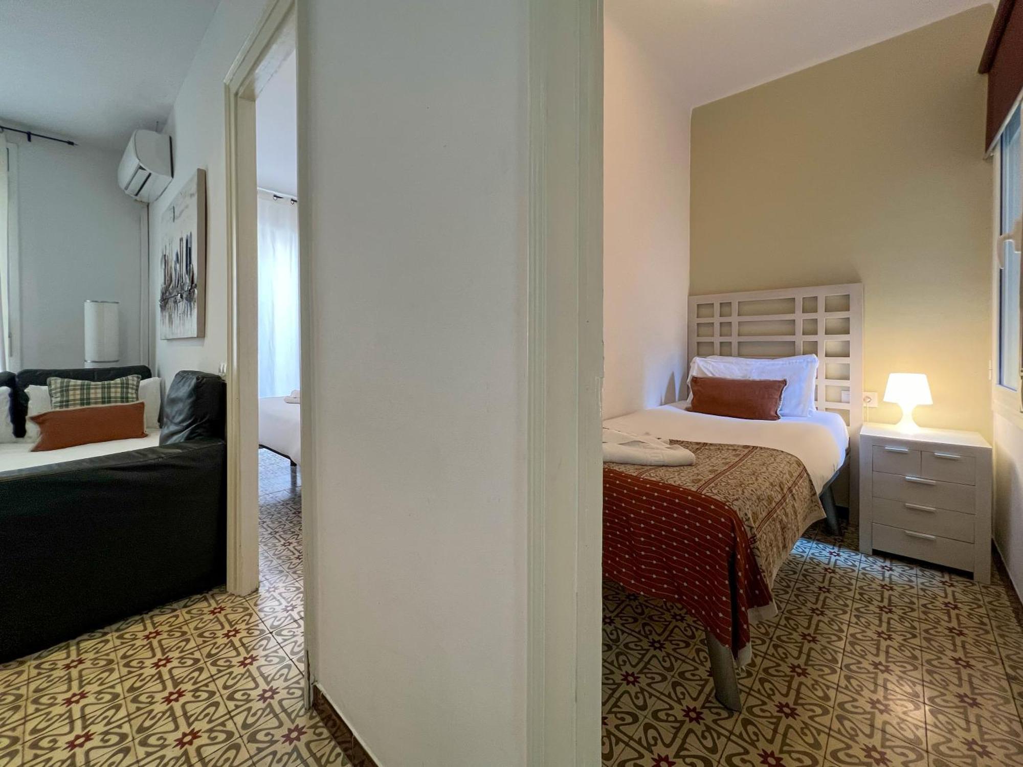 Stay U-Nique Apartments Begur Barcelona Ngoại thất bức ảnh